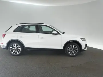 AUDI Q5 40 TDI qu. S tronic advanced Matrix 360  GRA