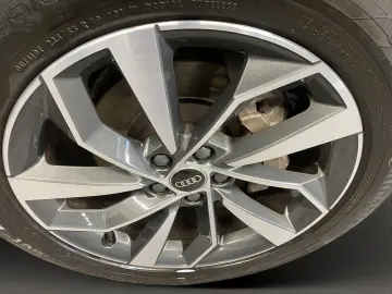 AUDI Q5 40 2.0 TDI quattro advanced AHK AUT Kam. Navi