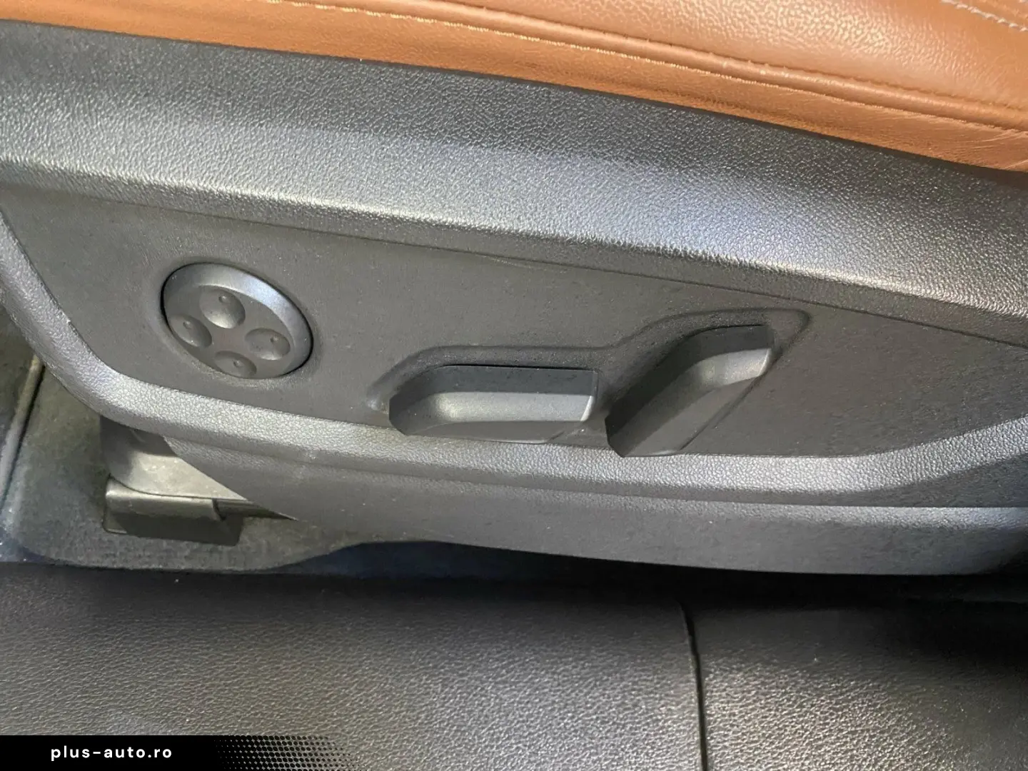 AUDI Q5 40 2.0 TDI quattro advanced AHK AUT Kam. Navi