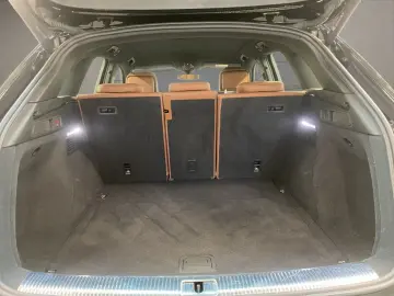 AUDI Q5 40 2.0 TDI quattro advanced AHK AUT Kam. Navi