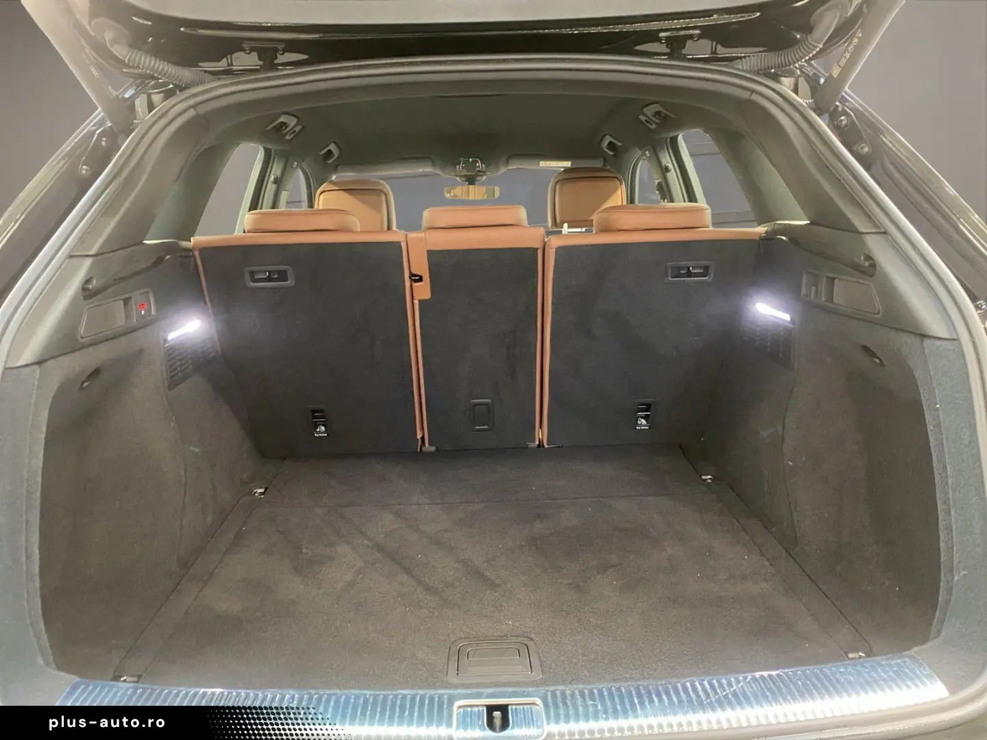 AUDI Q5 40 2.0 TDI quattro advanced AHK AUT Kam. Navi