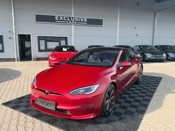 TESLA MODEL S PLAID ENHANCED AP ULTRA RED MATRIX   HW4