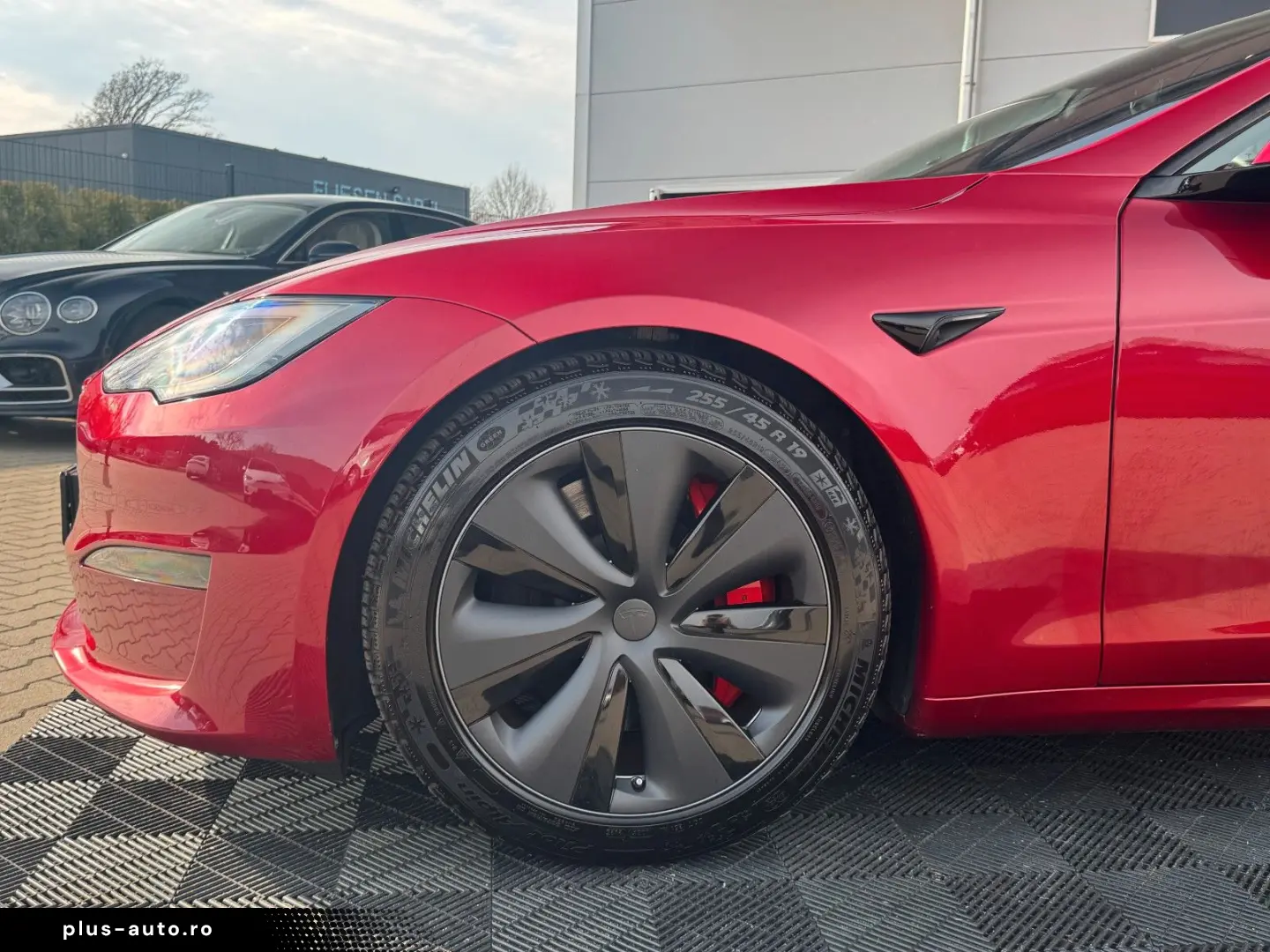 TESLA MODEL S PLAID ENHANCED AP ULTRA RED MATRIX   HW4