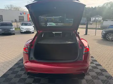 TESLA MODEL S PLAID ENHANCED AP ULTRA RED MATRIX   HW4