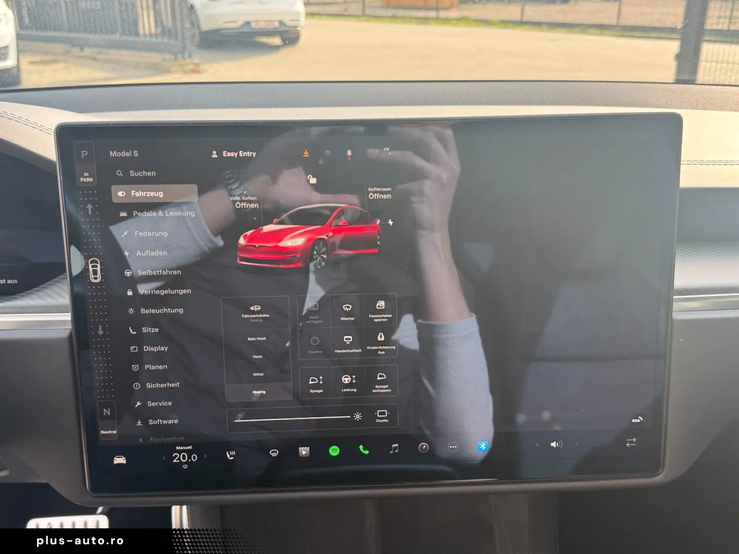 TESLA MODEL S PLAID ENHANCED AP ULTRA RED MATRIX   HW4