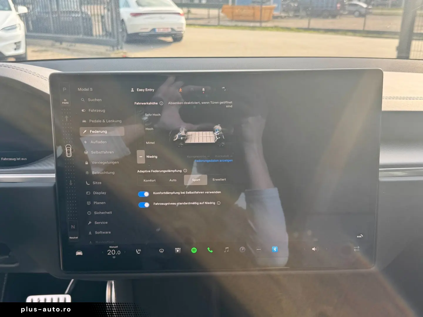 TESLA MODEL S PLAID ENHANCED AP ULTRA RED MATRIX   HW4