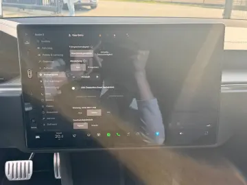 TESLA MODEL S PLAID ENHANCED AP ULTRA RED MATRIX   HW4