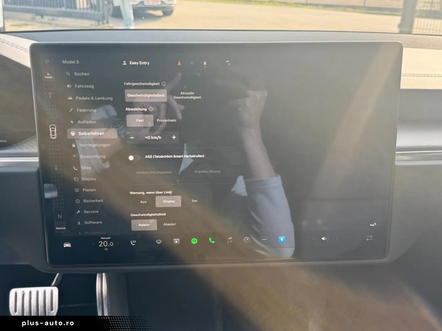 TESLA MODEL S PLAID ENHANCED AP ULTRA RED MATRIX   HW4