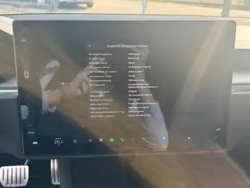 TESLA MODEL S PLAID ENHANCED AP ULTRA RED MATRIX   HW4