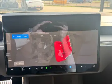 TESLA MODEL S PLAID ENHANCED AP ULTRA RED MATRIX   HW4