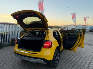 Mercedes-Benz GLA200 2016 2.2L Diesel