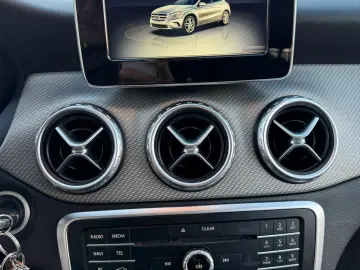Mercedes-Benz GLA200 2016 2.2L Diesel