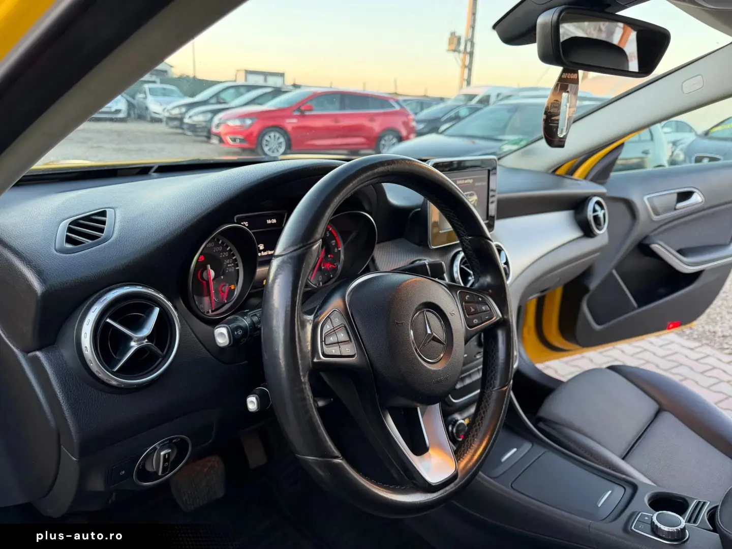 Mercedes-Benz GLA200 2016 2.2L Diesel