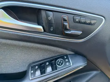 Mercedes-Benz GLA200 2016 2.2L Diesel