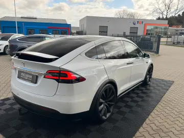 TESLA MODEL X RAVEN PERFORMANCE   6 SEATER   AP3