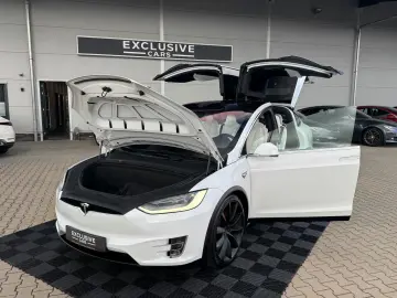 TESLA MODEL X RAVEN PERFORMANCE   6 SEATER   AP3