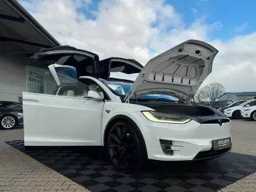 TESLA MODEL X RAVEN PERFORMANCE   6 SEATER   AP3
