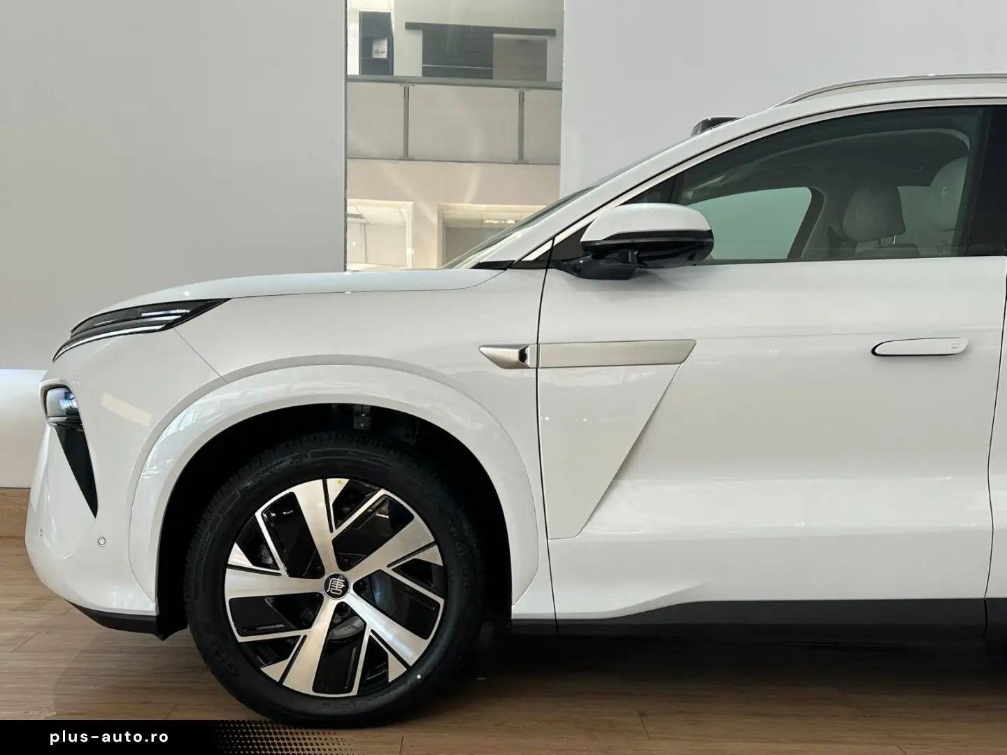 BYD TANG L DM 200 KM AWD