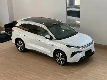 BYD TANG L DM 200 KM AWD