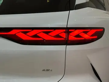 BYD TANG L DM 200 KM AWD