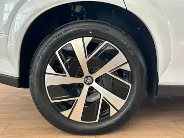 BYD TANG L DM 200 KM AWD