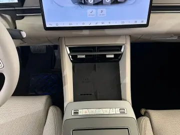 BYD TANG L DM 200 KM AWD