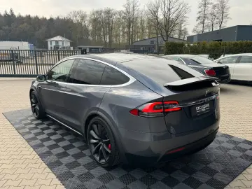 TESLA MODEL X RAVEN PERFORMANCE   6 SEATER   22 INCH