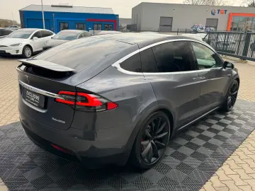 TESLA MODEL X RAVEN PERFORMANCE   6 SEATER   22 INCH