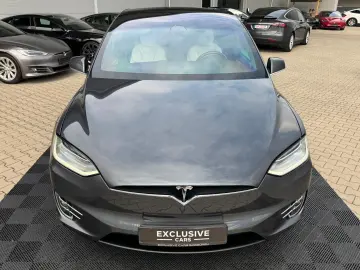 TESLA MODEL X RAVEN PERFORMANCE   6 SEATER   22 INCH