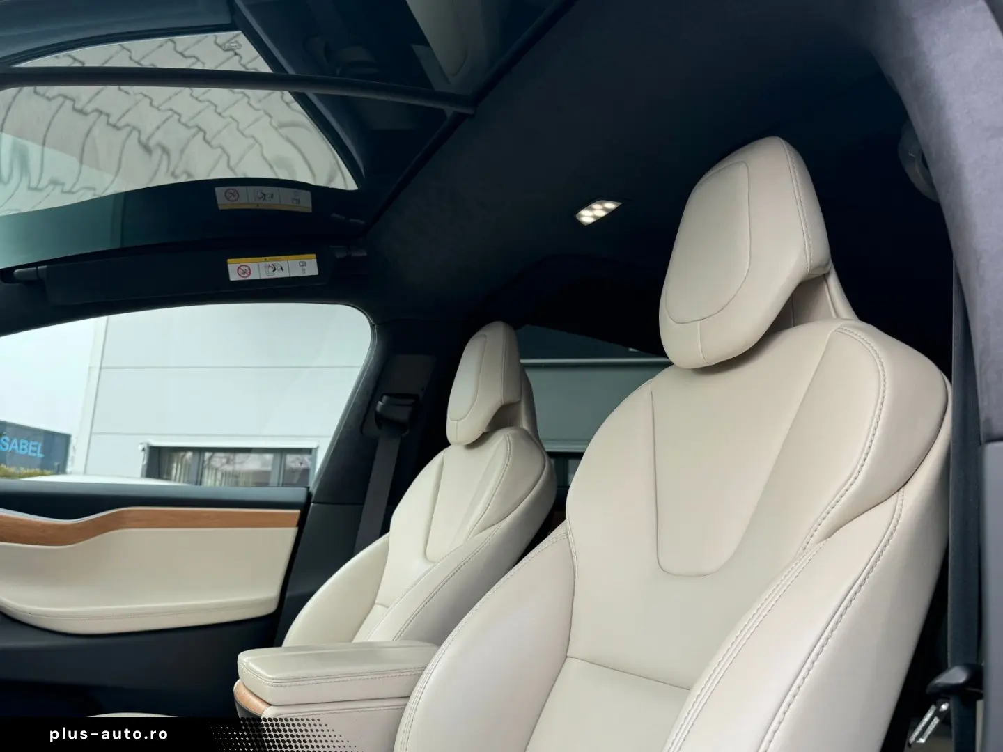 TESLA MODEL X RAVEN PERFORMANCE   6 SEATER   22 INCH