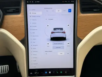 TESLA MODEL X RAVEN PERFORMANCE   6 SEATER   22 INCH
