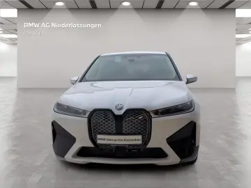 BMW iX xDrive40 Sportp. Dig.Cockpit Laser Shz. Navi