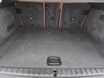 BMW iX xDrive40 Sportp. Dig.Cockpit Laser Shz. Navi