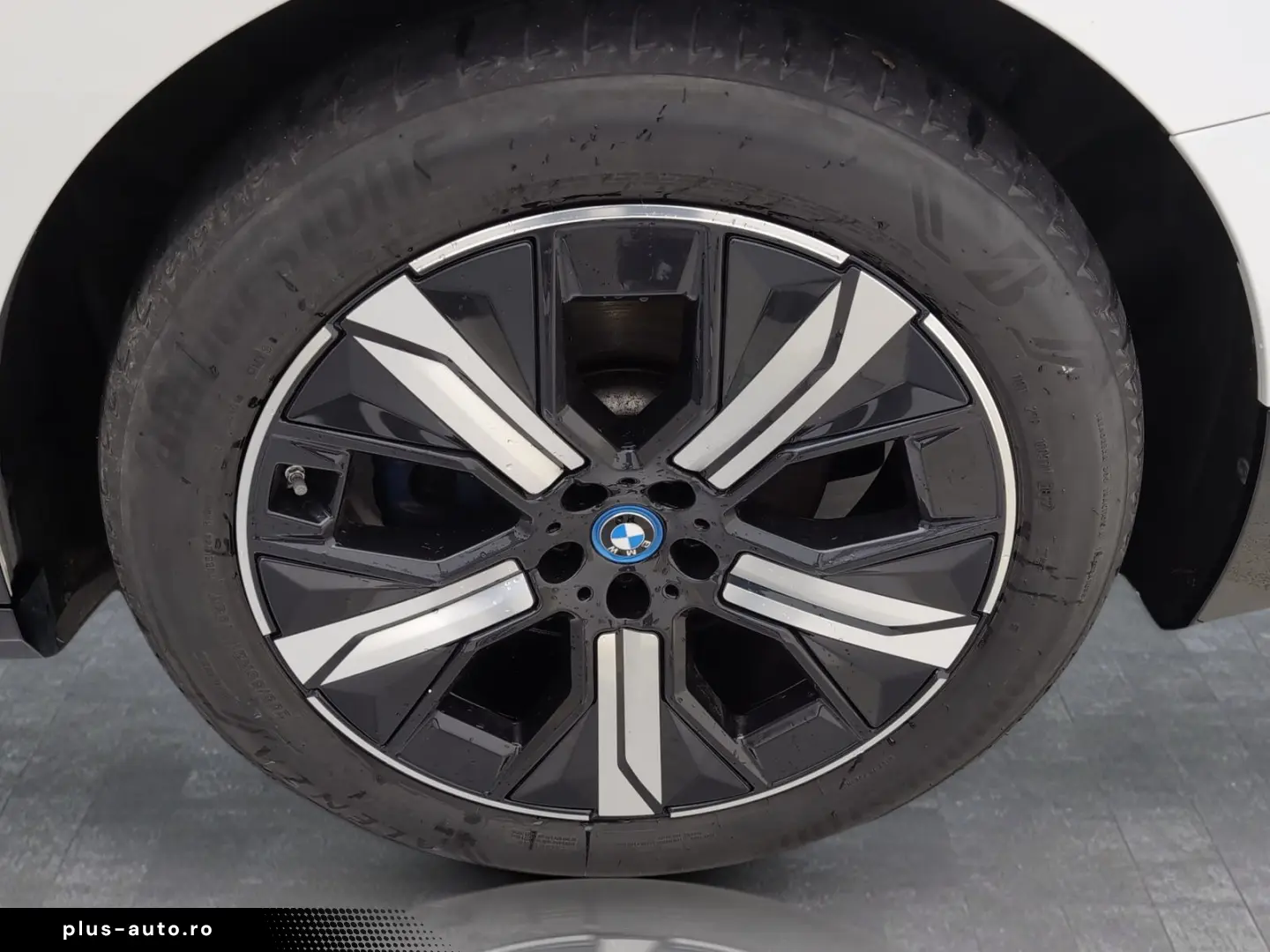 BMW iX xDrive40 Sportp. Dig.Cockpit Laser Shz. Navi