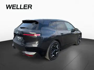 BMW iX xDrive40 Sport Pano SiHz LASER Harman DrAssPr
