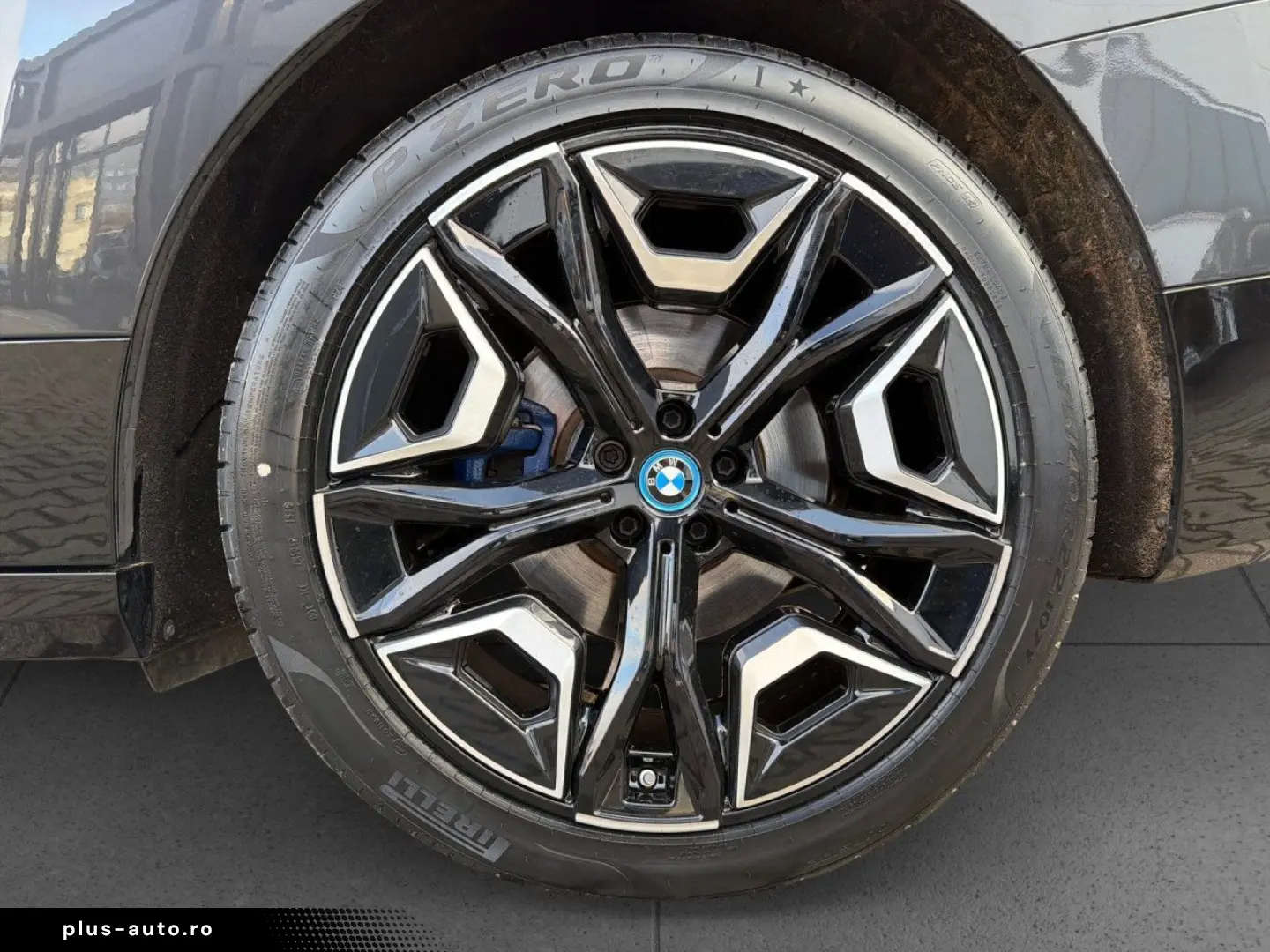 BMW iX xDrive40 Sport Pano SiHz LASER Harman DrAssPr