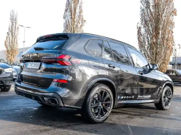 BMW X5 M60i xDrive M Sport PANO ACC