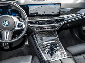 BMW X5 M60i xDrive M Sport PANO ACC