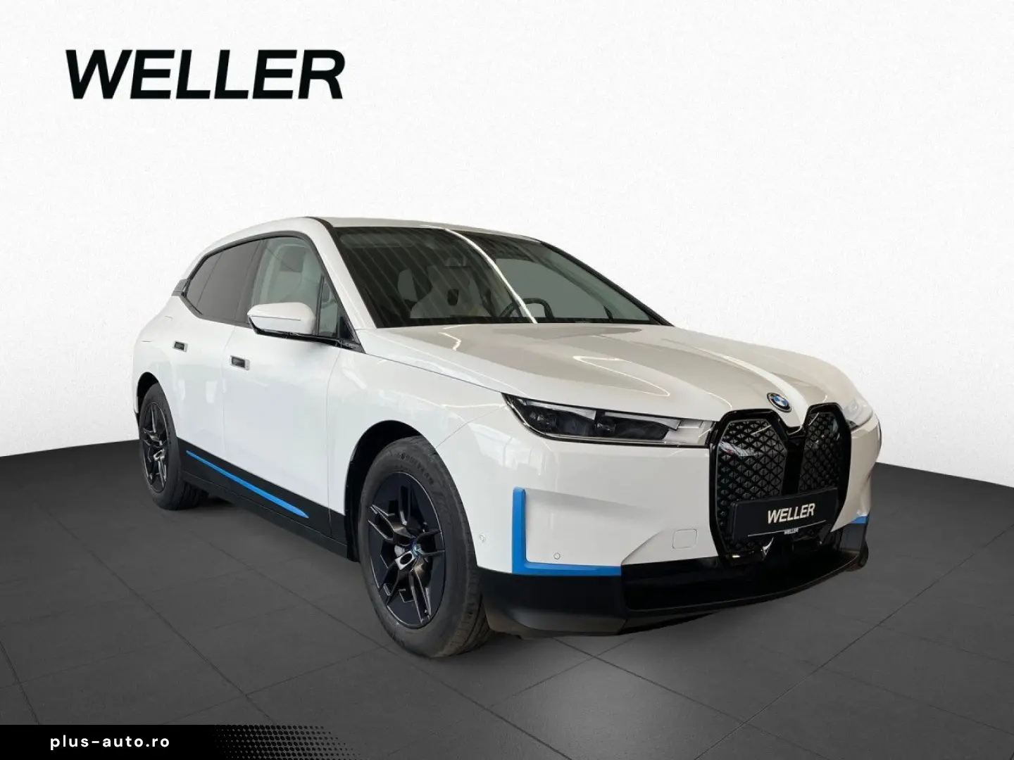 BMW iX xDrive40 Clear&Bold St&Go 360