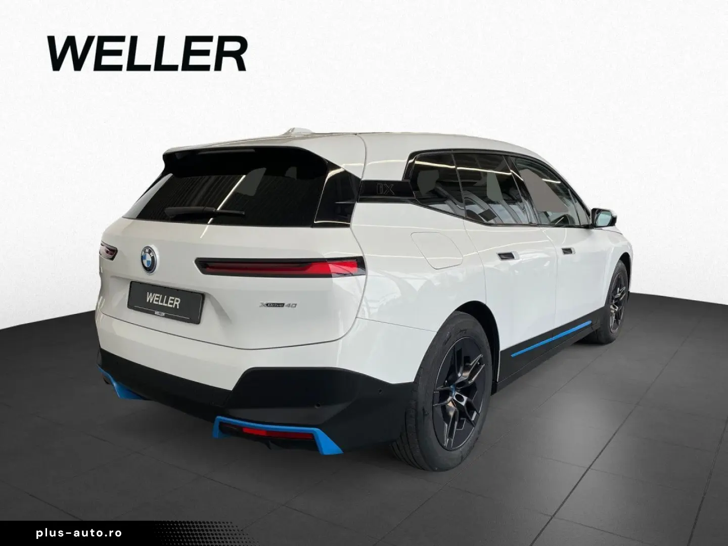 BMW iX xDrive40 Clear&Bold St&Go 360