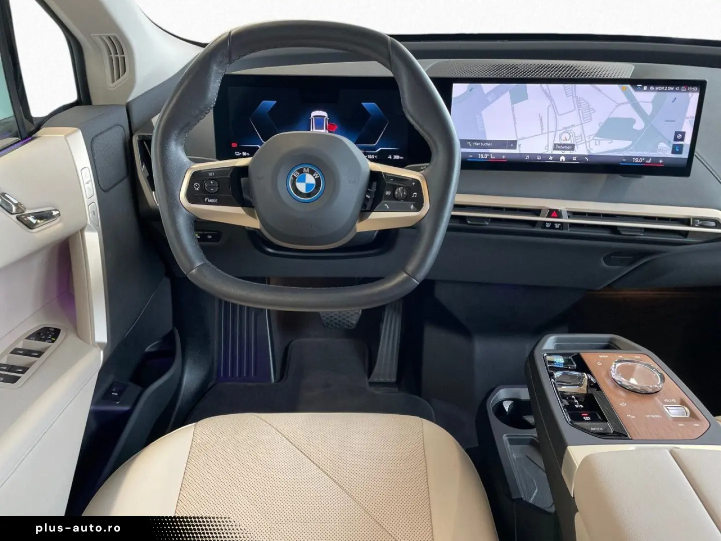 BMW iX xDrive40 Clear&Bold St&Go 360