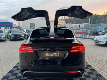 TESLA MODEL X PALLADIUM    HW 4 USS   AMD RYZEN