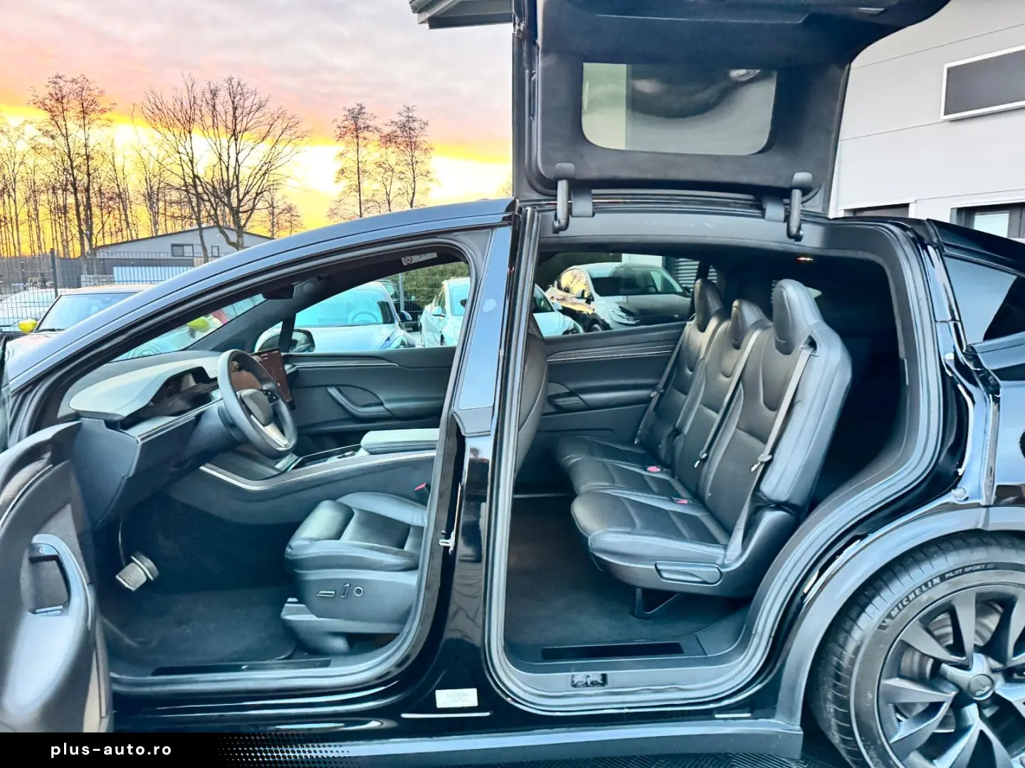 TESLA MODEL X PALLADIUM    HW 4 USS   AMD RYZEN