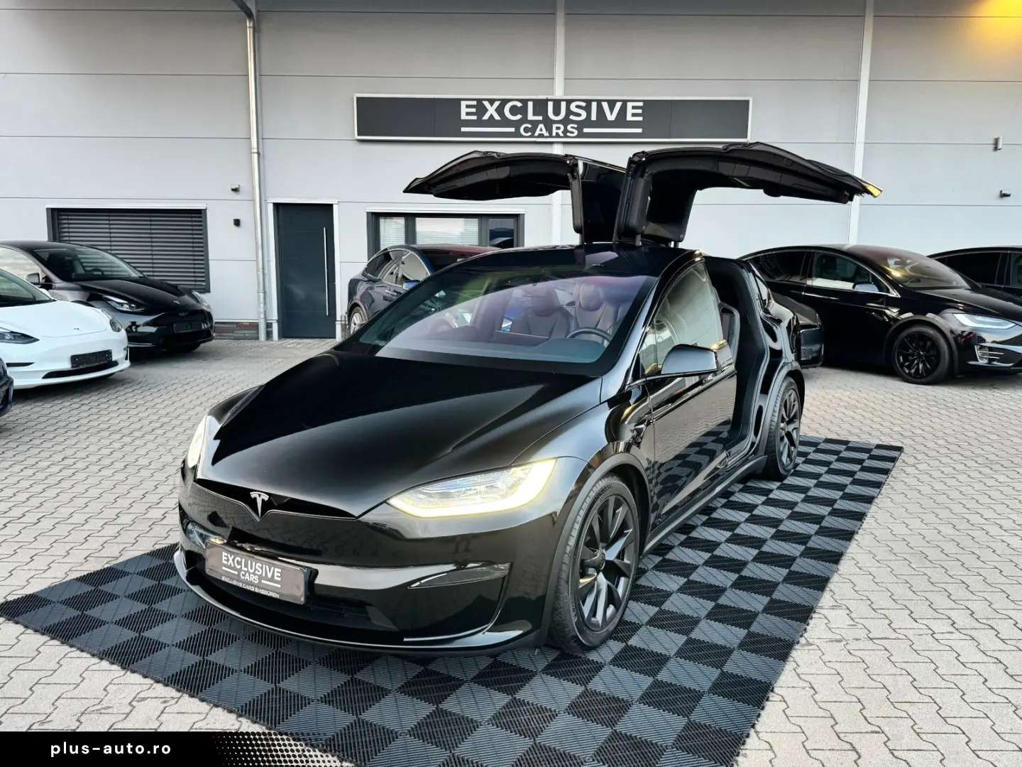 TESLA MODEL X PALLADIUM    HW 4 USS   AMD RYZEN