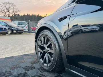 TESLA MODEL X PALLADIUM    HW 4 USS   AMD RYZEN