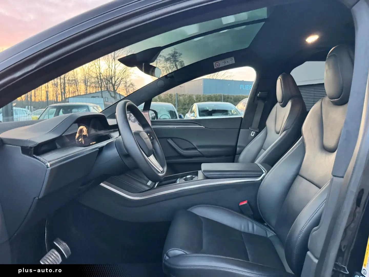 TESLA MODEL X PALLADIUM    HW 4 USS   AMD RYZEN