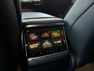 TESLA MODEL X PALLADIUM    HW 4 USS   AMD RYZEN