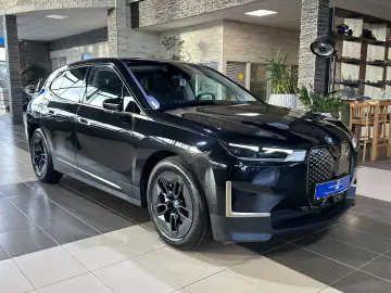 BMW iX 40 xDrive AHK LED Leder R.Cam Navi PDC SHZ