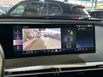 BMW iX 40 xDrive AHK LED Leder R.Cam Navi PDC SHZ