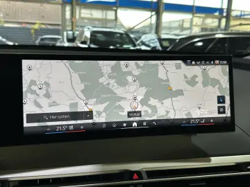 BMW iX 40 xDrive AHK LED Leder R.Cam Navi PDC SHZ